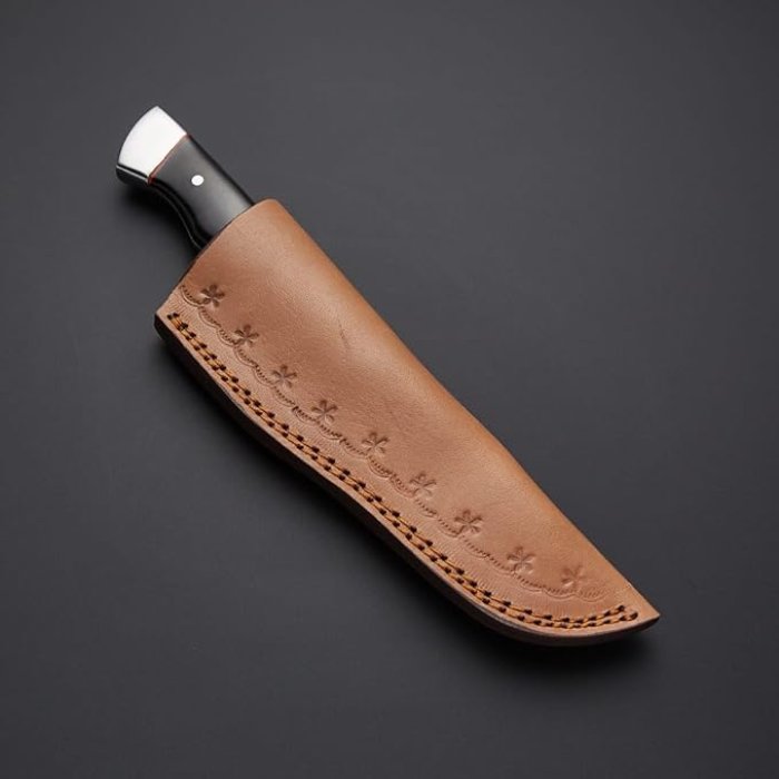 Damascus Steel Gut Hook Knife /Hunting & Fishing