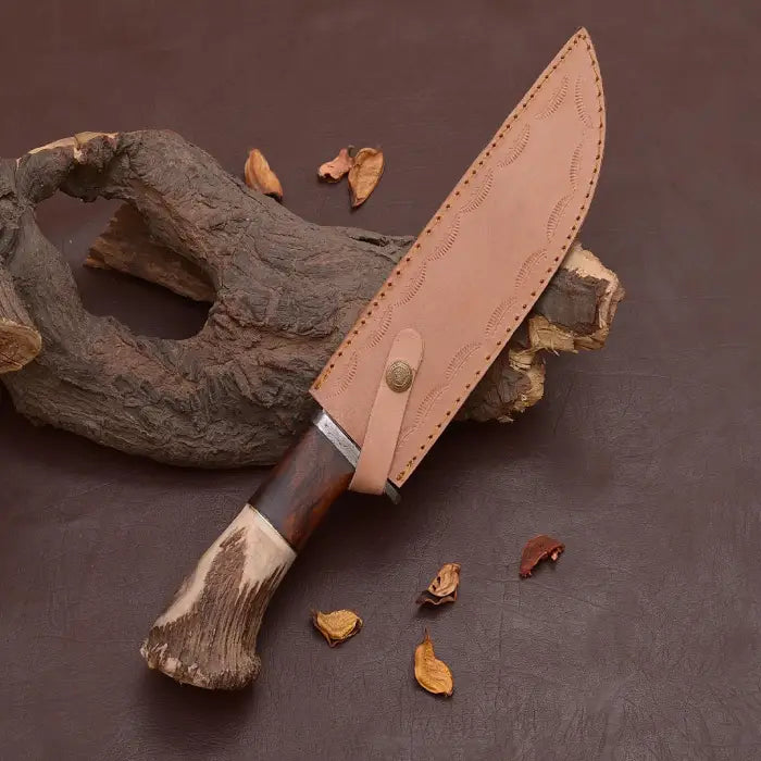Damascus Hunting Knife, Stag Horn Handle, Outdoor Survival Tool
