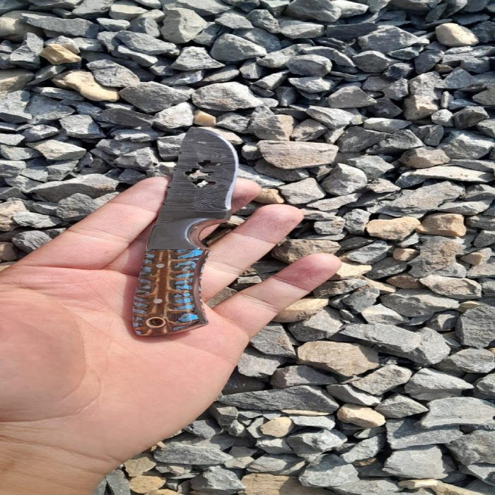 Handmade Damascus Steel Skinner Knife with Leather Sheath