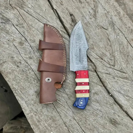 Handmade Damascus Steel Hunting Knife with Leather Sheath – Patriotic Handle Design
