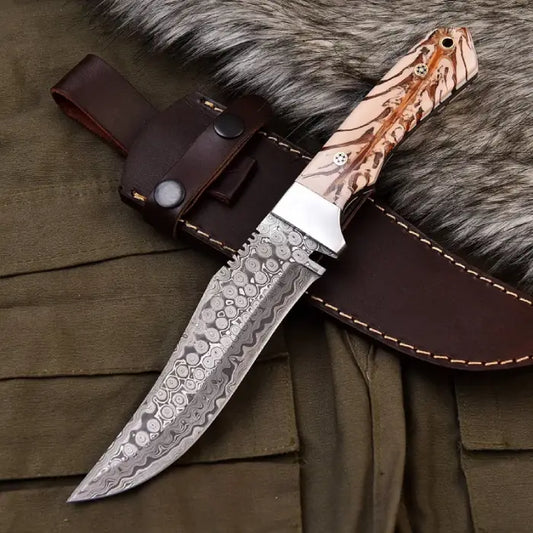 Handcrafted Damascus Steel Skinning Knife With Leather Case